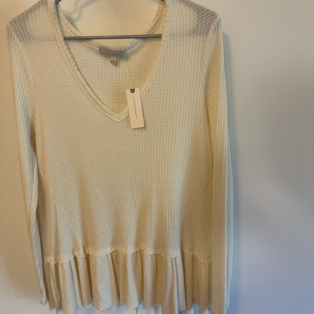 Anthropologie Cream V-Neck Sweater with Ruffle Hem
